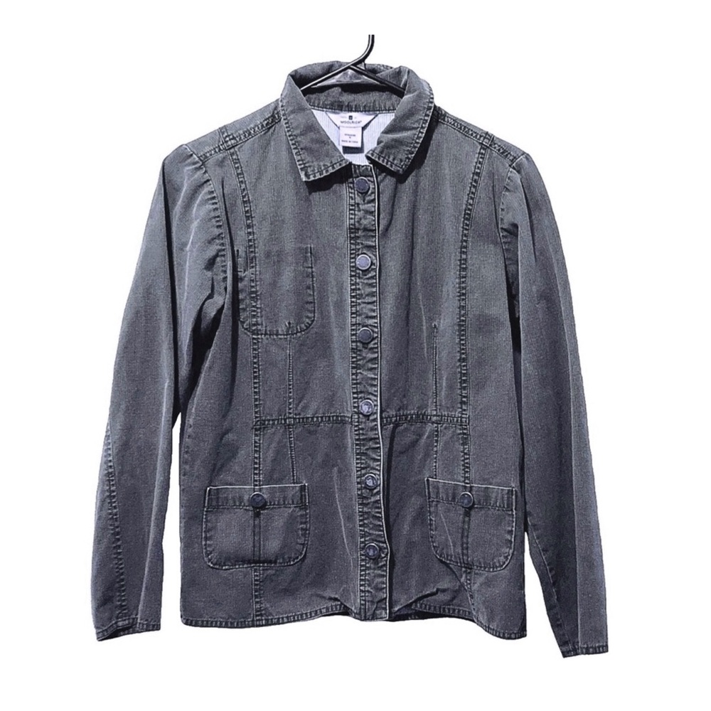SALE! Woolrich light barn coat